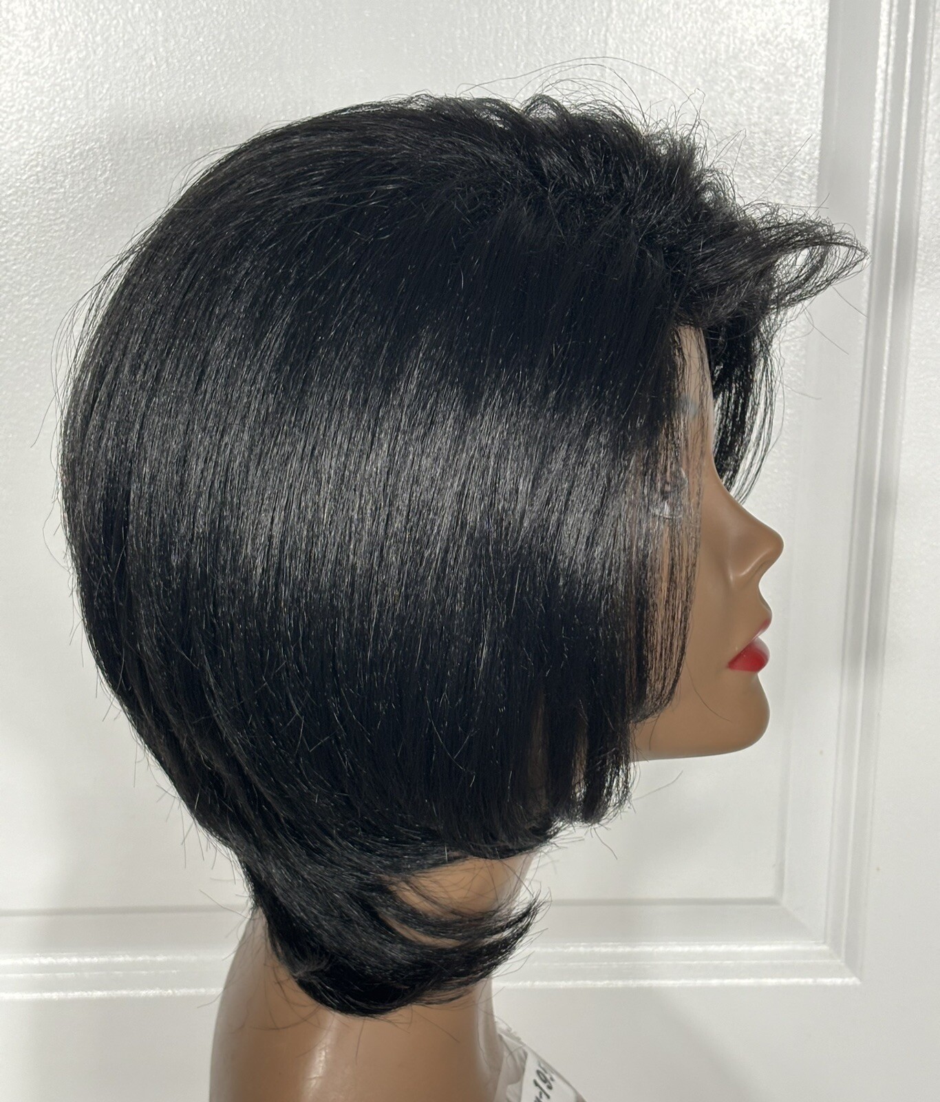 New Born Free Synthetic Wig CINDY Black Size Average Mid Length Never Worn B-9