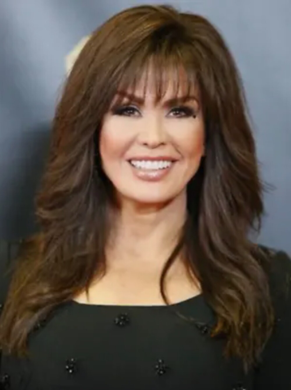 New Marie Osmond Full Bangs Long Wavy Synthetic Hair Women Capless Wigs