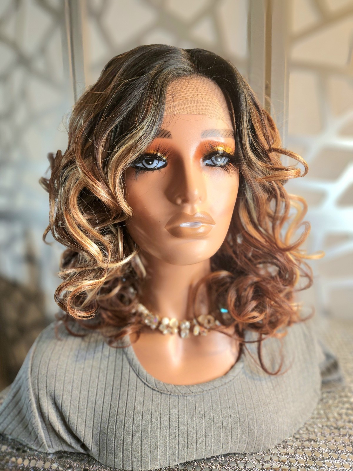Curly Loose Wave Ombre Brown Blonde Wig Lace Front Balayage Highlights Auburn