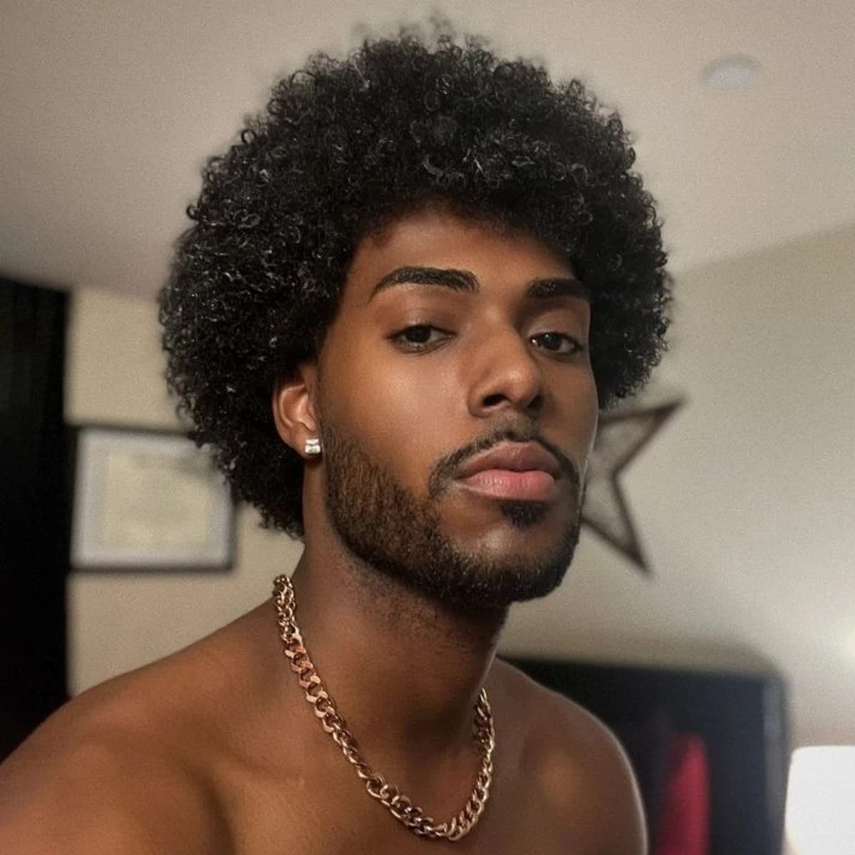 Short Afro Wig for Men – Natural Black Kinky Curly Style for Cosplay & Halloween