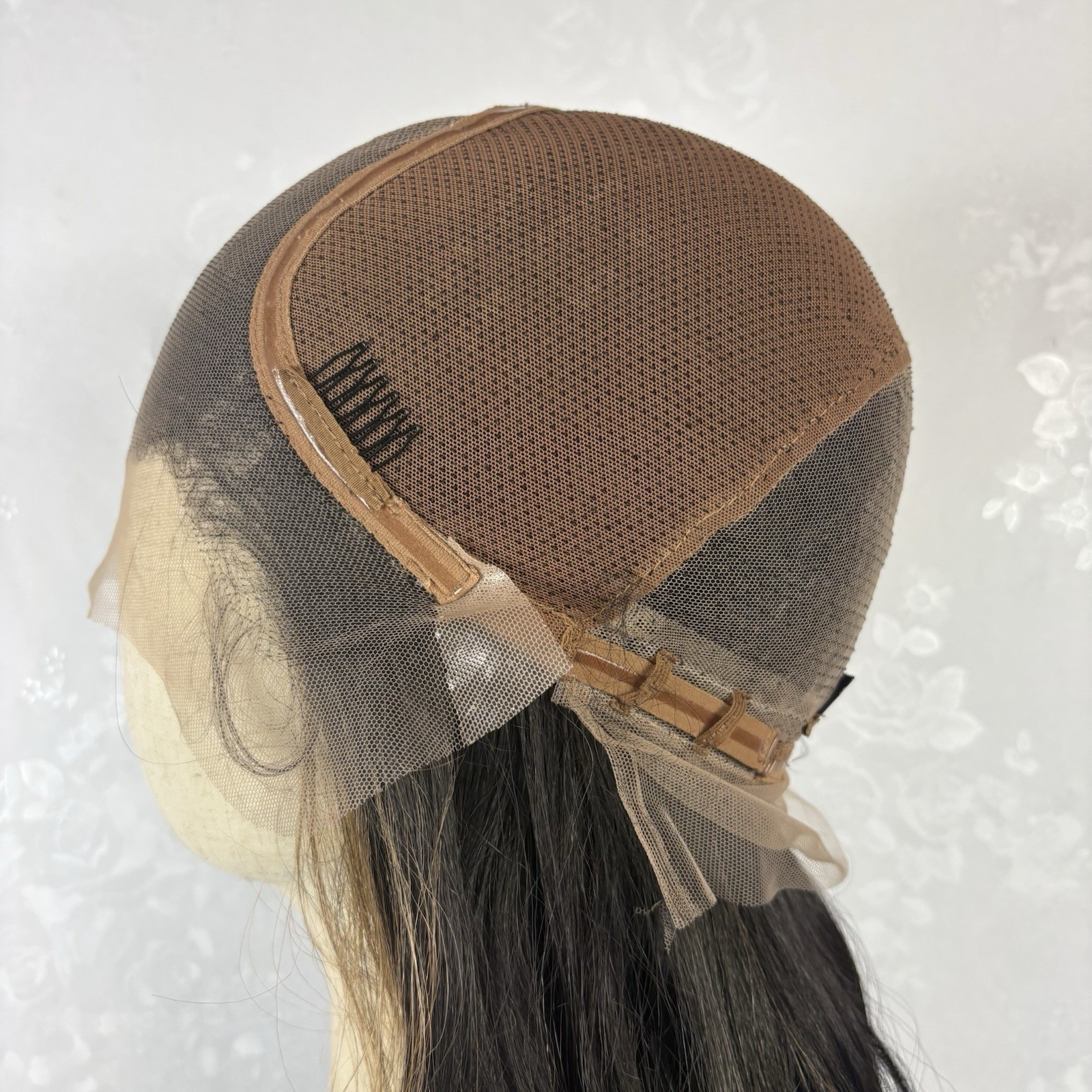 FULL Lace Daily WIG! Long wavy Black with brown highlights. Human hair Blend