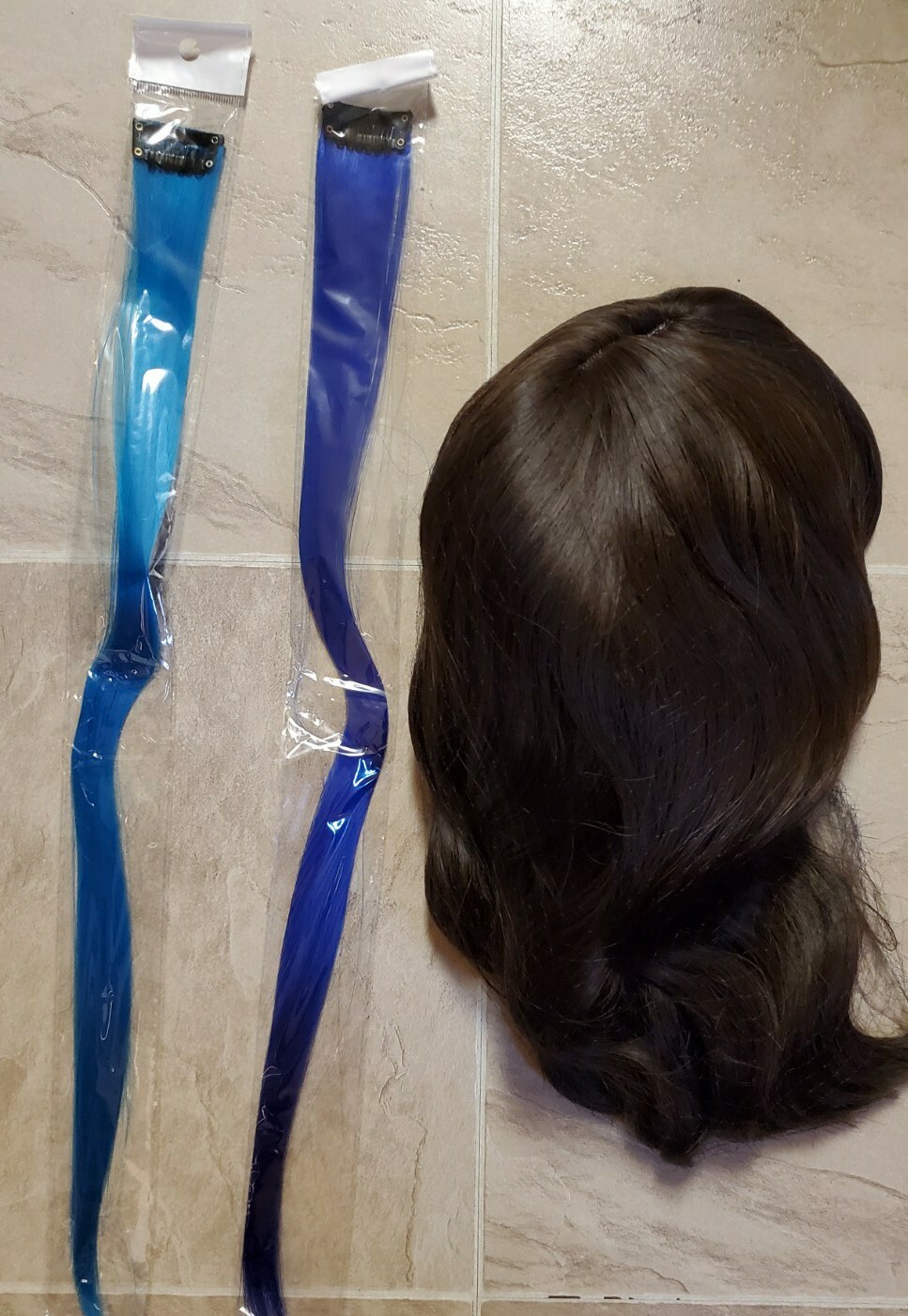 Faelbaty Fashion Premium Wig Wavy. Dark Brown. With Purple and Blue Inserts.