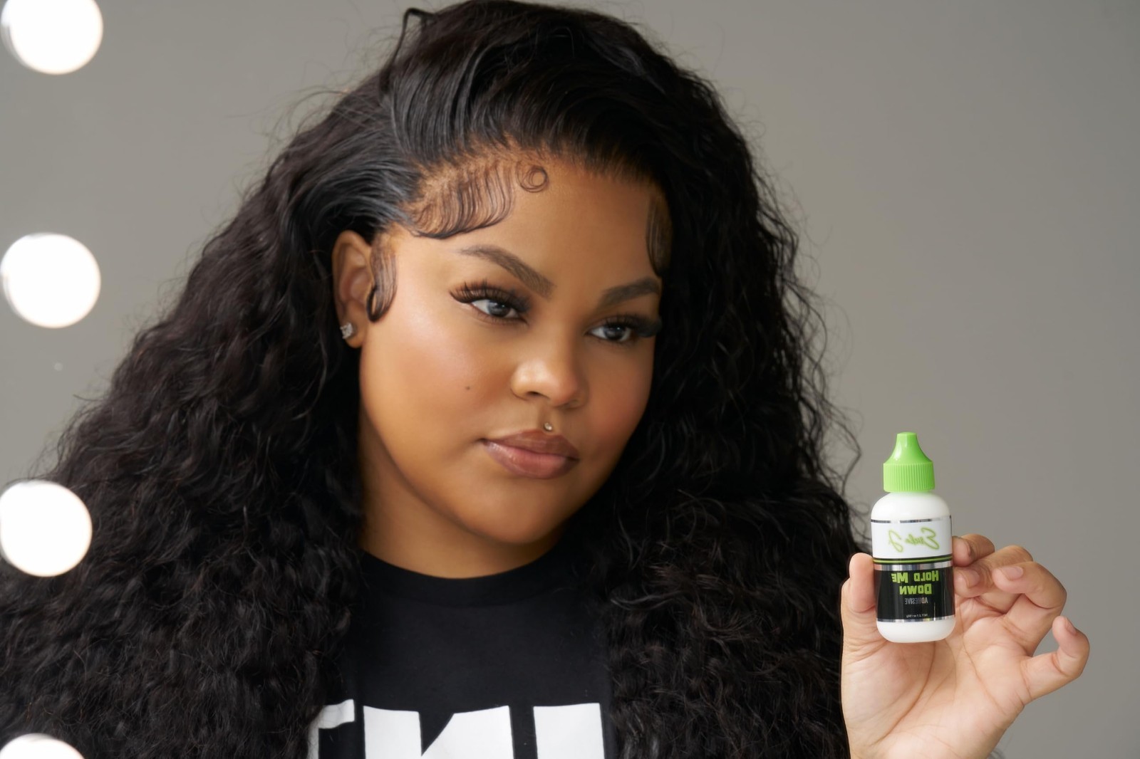 Waterproof Lace Wig Glue – Strong Hold, Quick Drying, Sweat Resistant, 150g