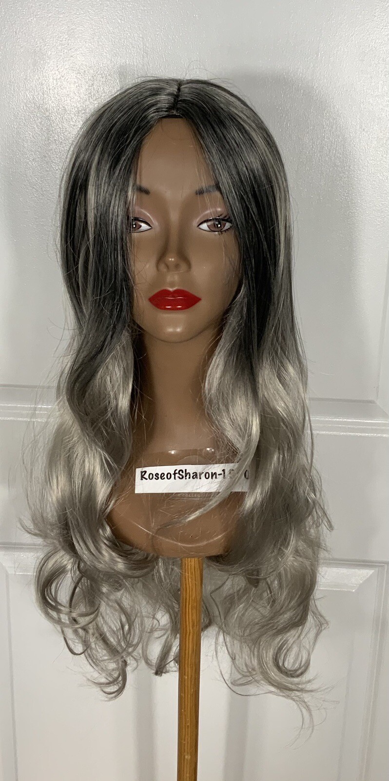 New! Synthetic Wig Silver 28” Long Wavy Net Cap Center Skin Part Sz Avg 10-16