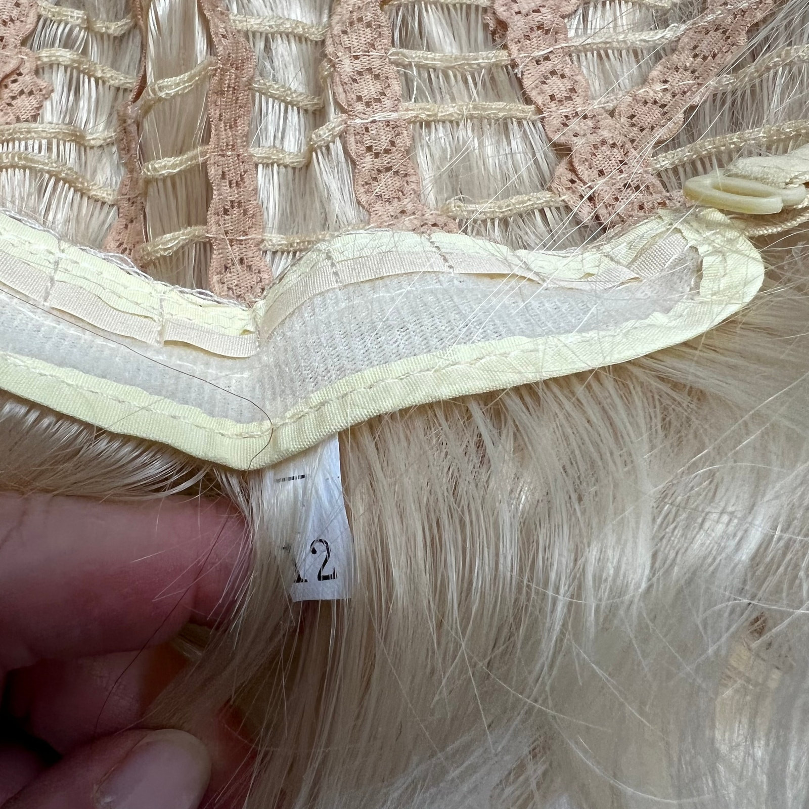 Adult Wig Long Blonde Hair with Dark Roots Wavy New Without Tags