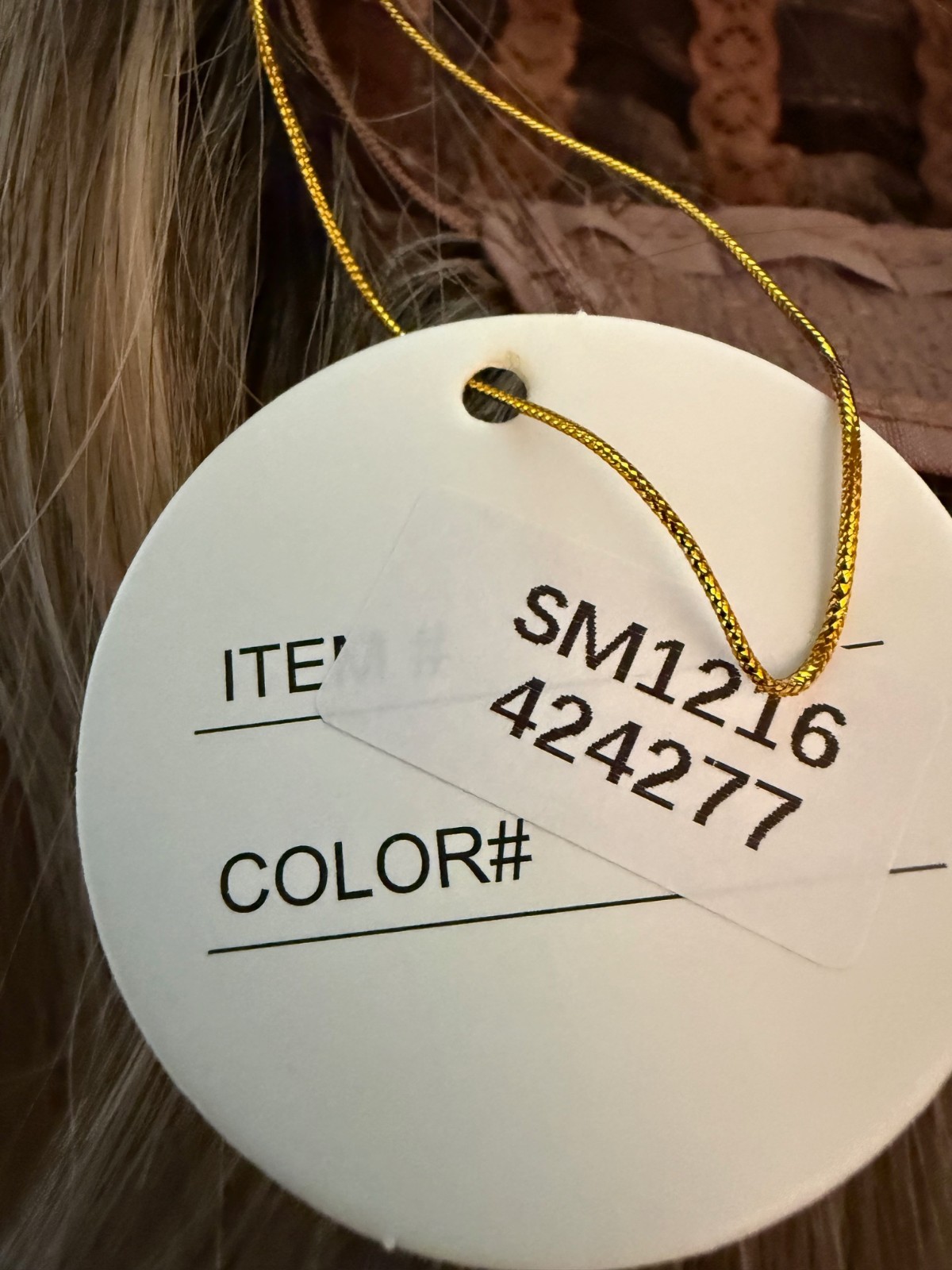 22″ BRAND NEW SMILCO never worn Synthetic WIG with bangs, hairnet and tag