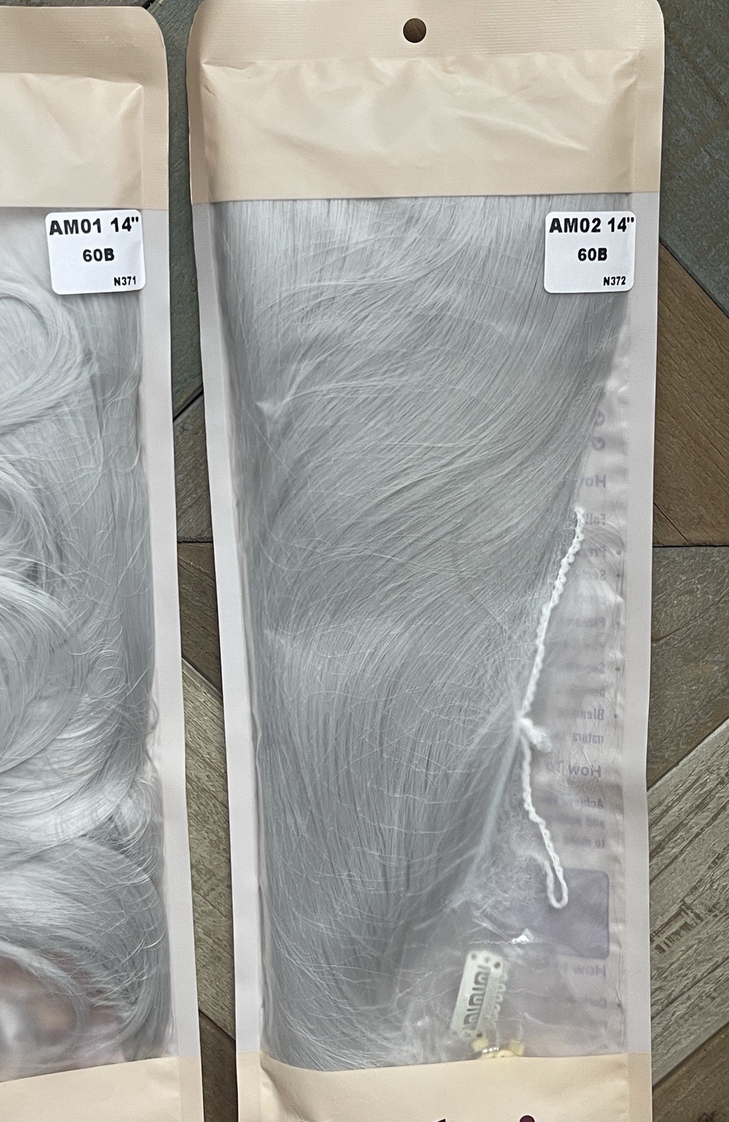 Thathair High Quality 14” Halo Extensions Silver Light Grey Wavy Straight Set