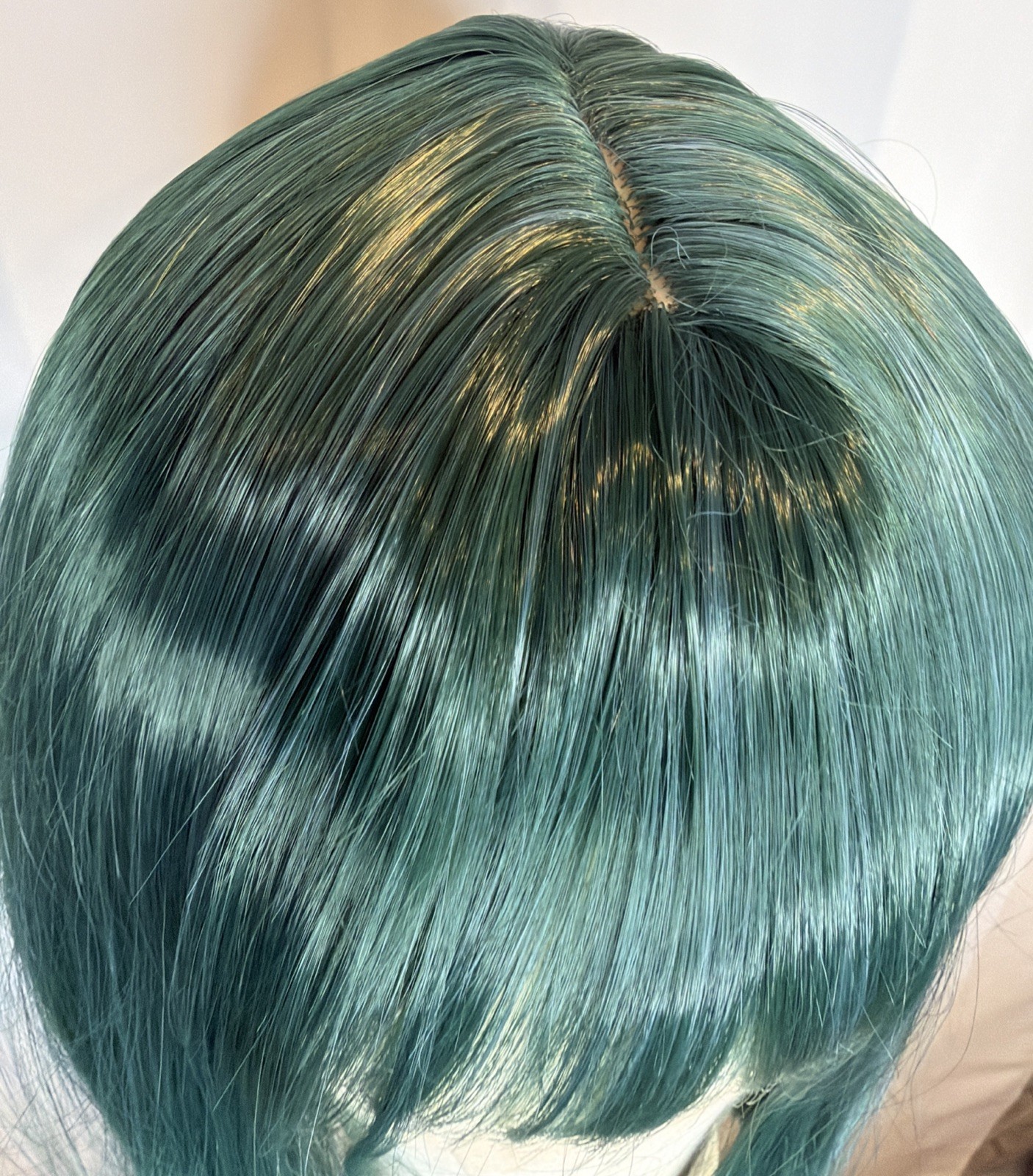 Short 12 Inches Straight Synthetic Cosplay Wig for Women Green – NEW