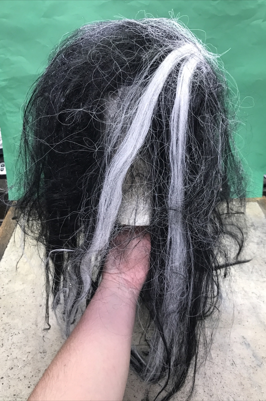 Vintage 1996 Black & White Wig – Cosplay Halloween Dress Up – Nice! Fast Ship!