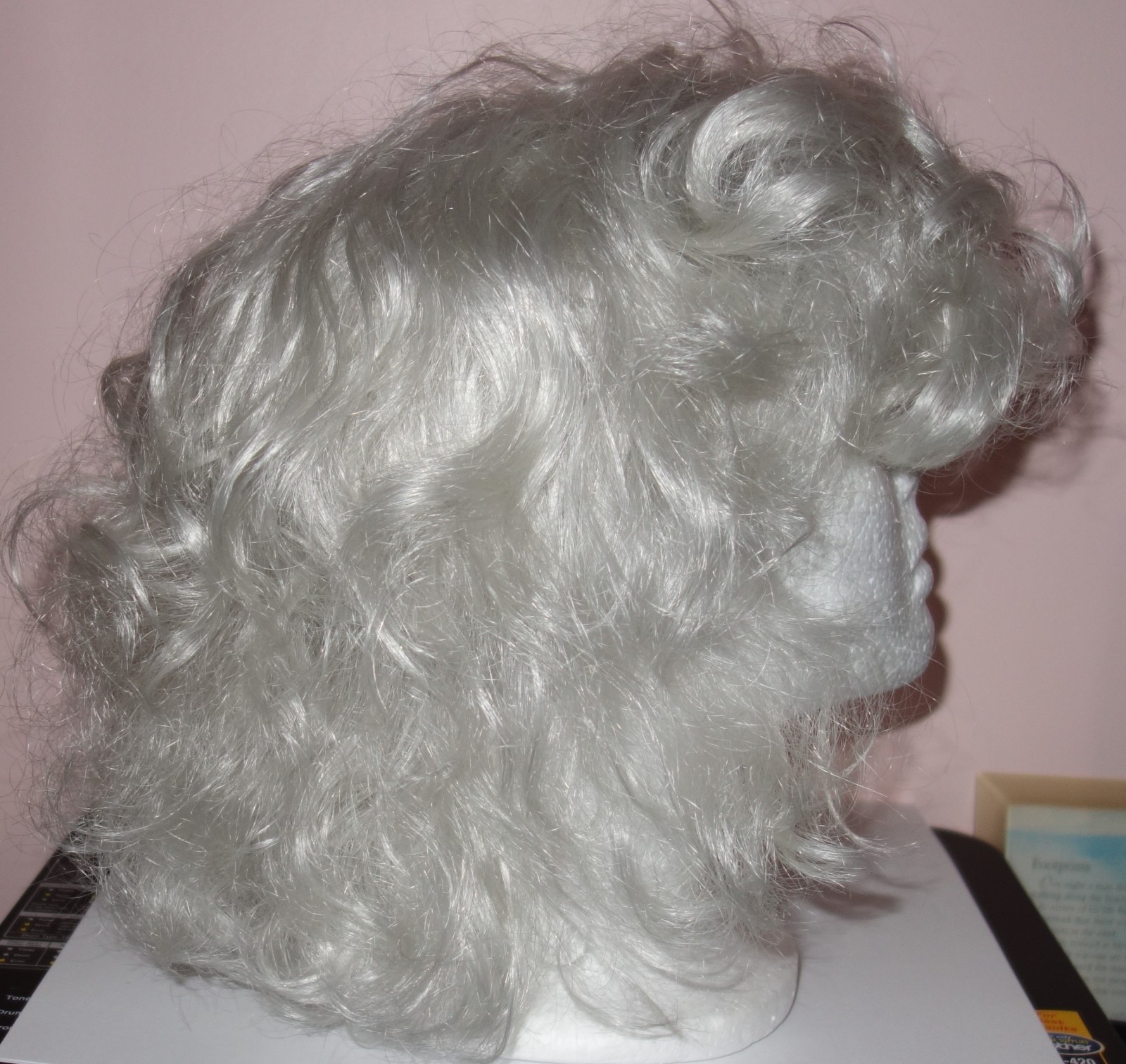 Paula Young Whisperlite Capless Caitlyn Curly Wig – Color #60 White – #8