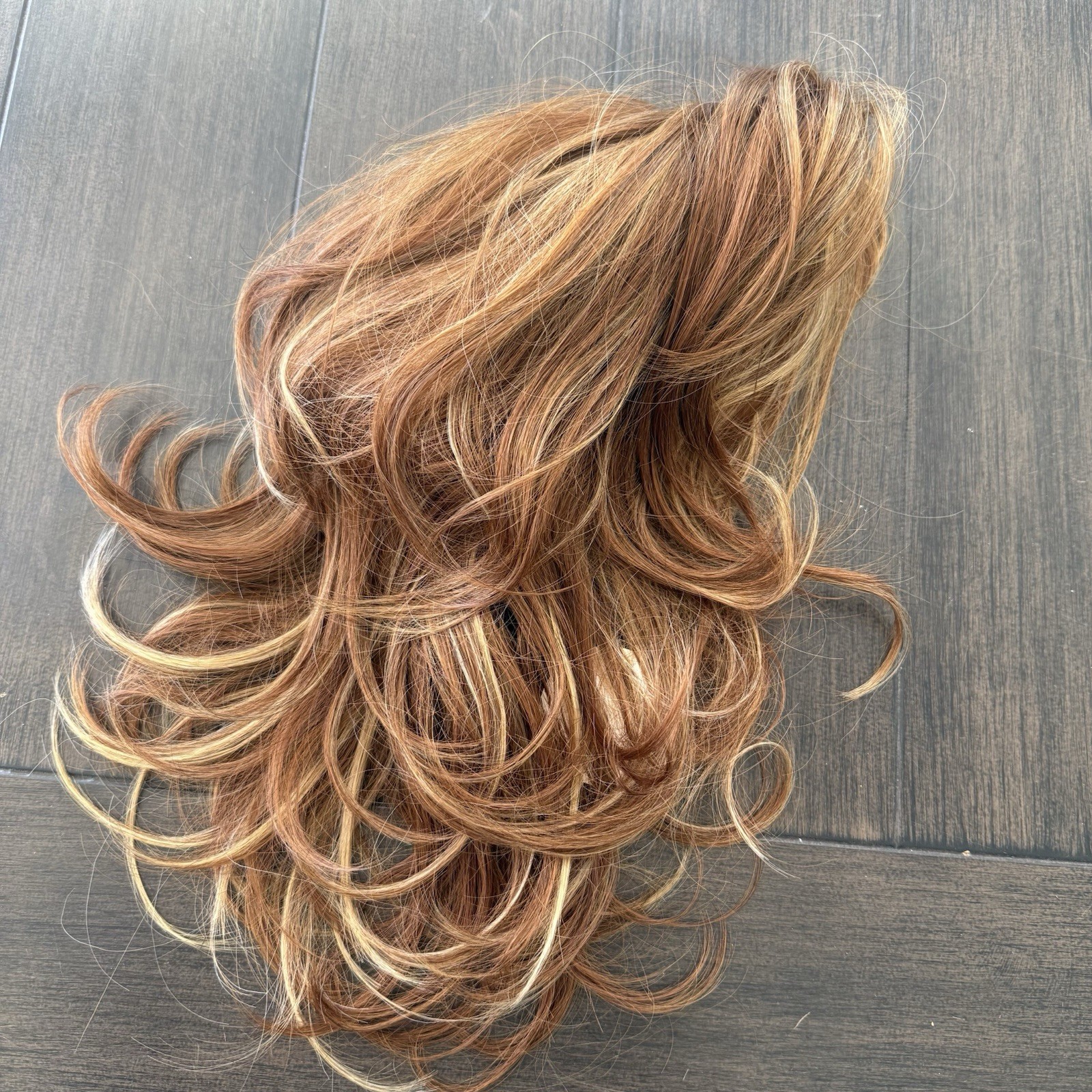raquel welch wig Real Part Long Layer Red And Blonde Highlights New W Tags Boxed