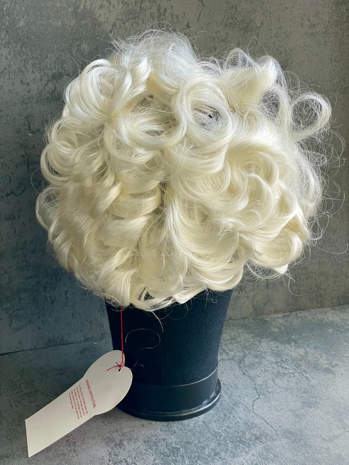 NWT Japan Toyokalon White Blond Curl 100% Non-Flammable Asykthetic Hair Fiber