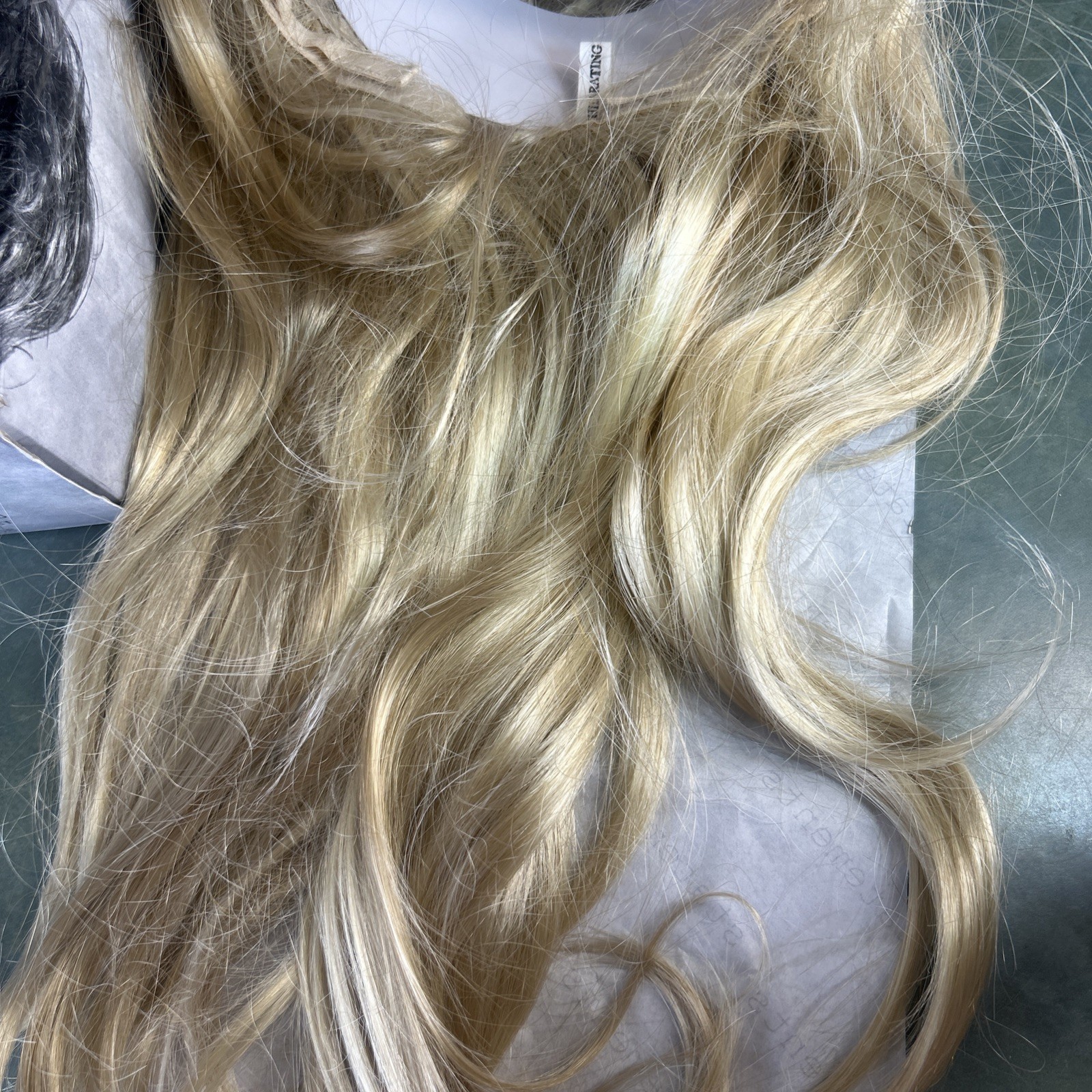 Statements Exhilarating Wig 26-613AT Blonde Bangs Average Sz TWC As Is Read