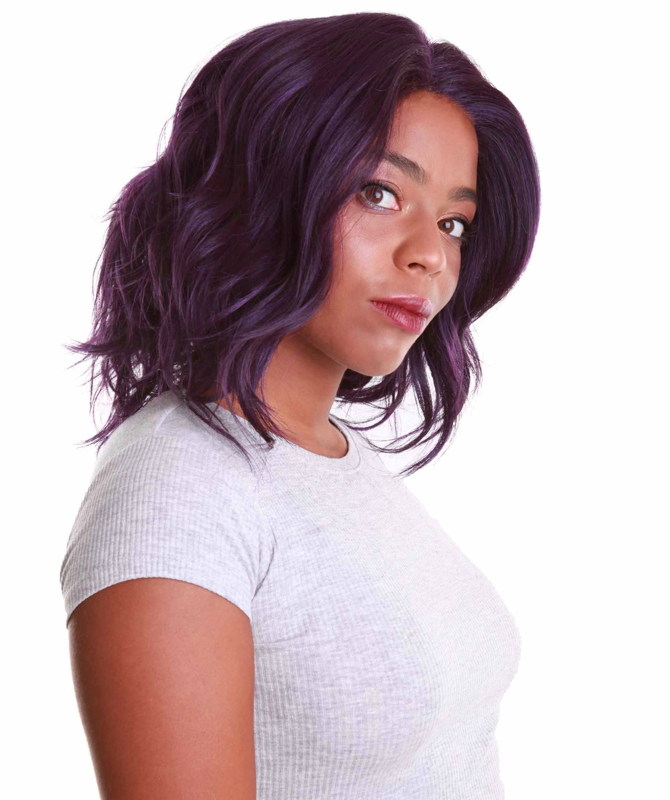 LUXLUXE Rayana Wavy 15 Inch Long 4X4 Hand-Tied Lace Front Wig, Violet Blende