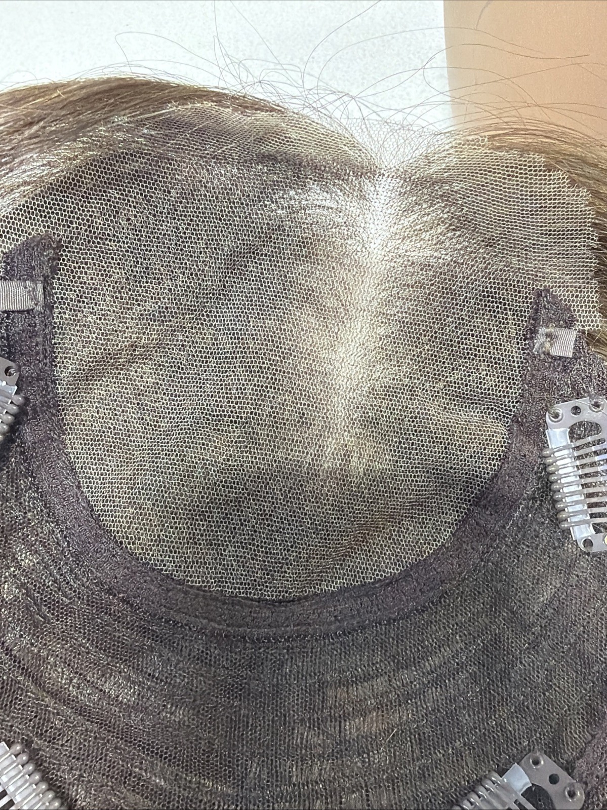 UNIWIGS Lacefront Topper Ultra Breathable 8.5 X 9 HUMAN HAIR 14in