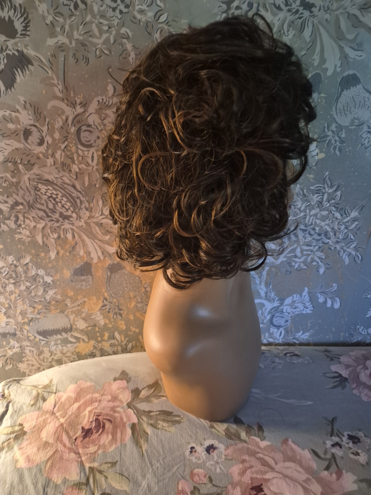 Short Curly Synthetic Wig HENRY MARGU KAYLA 6H AVERAGE Cap free-Part