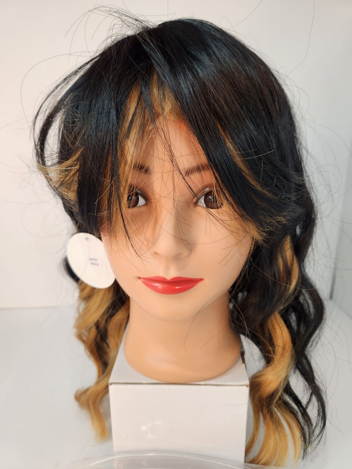 14″ Wavy Bob Wig 1B Natural Black w/ Blonde Highlights Hair Daily Fashion Fun
