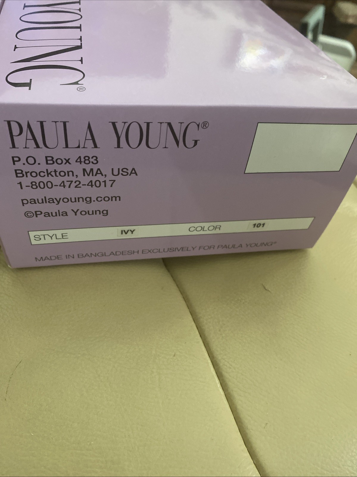 Paula Young Wig IVY #101 PLATINUM Ash Blonde Beige Highlights AVG