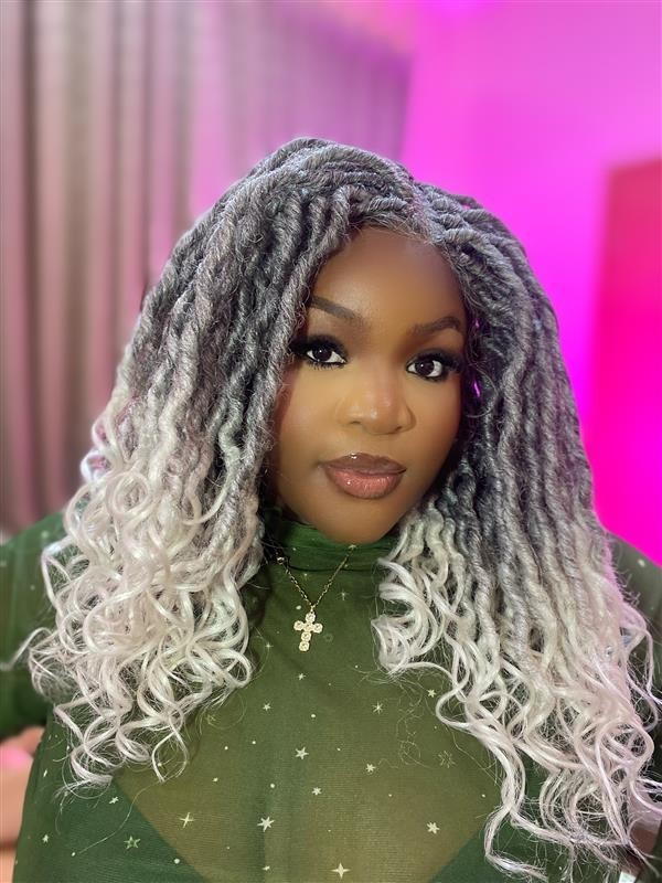 LUXLUXE Andrea 4×4 Curly Long 4X4 Hand Tied Lace Braid Black To White Ombre Wig