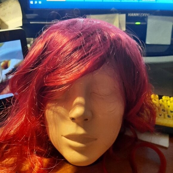 NEW ! 22 Inch Long Aisi Hair Curly Short Wig Wine Red