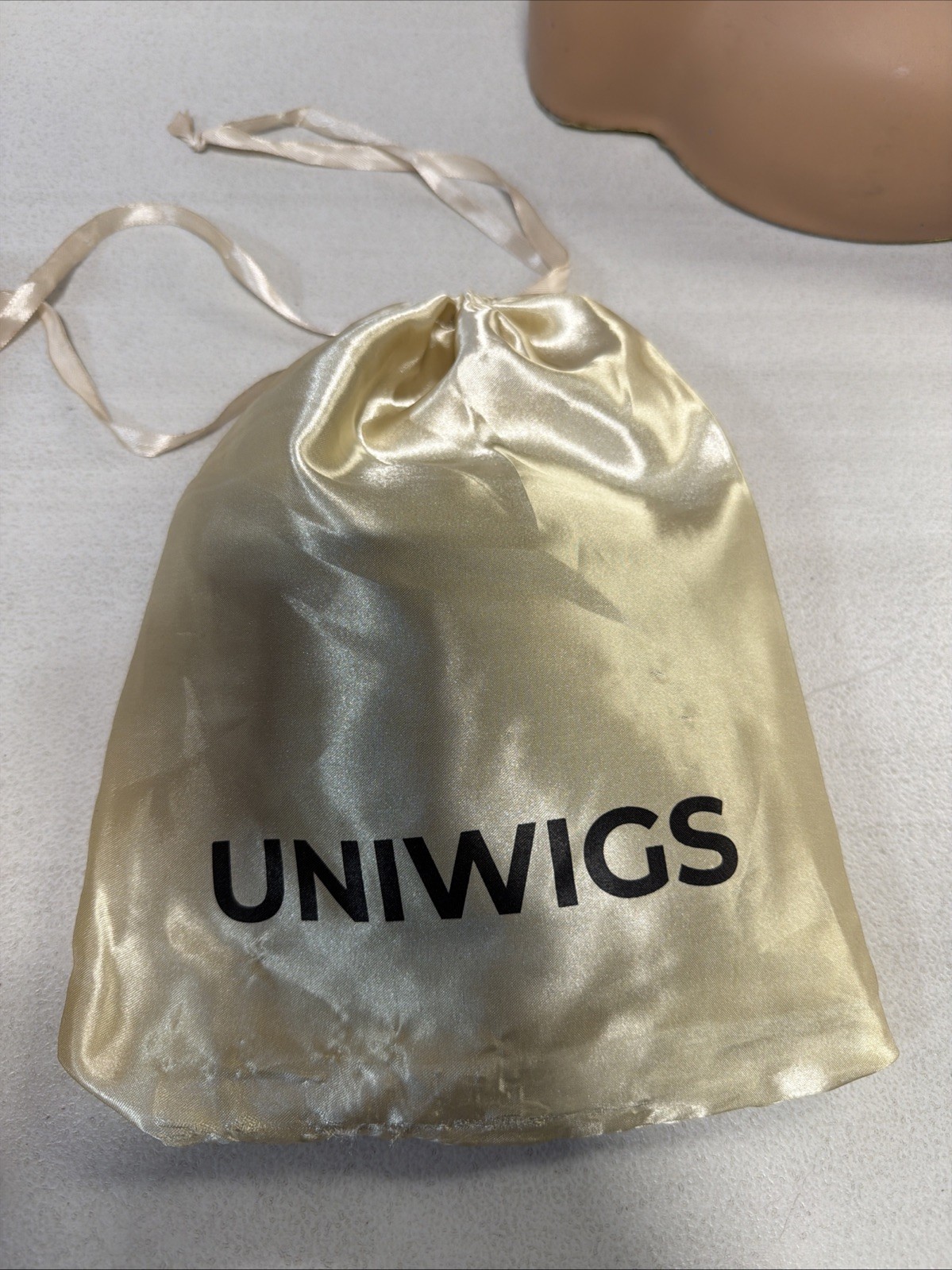 UNIWIGS Lacefront Topper Ultra Breathable 8.5 X 9 HUMAN HAIR 14in