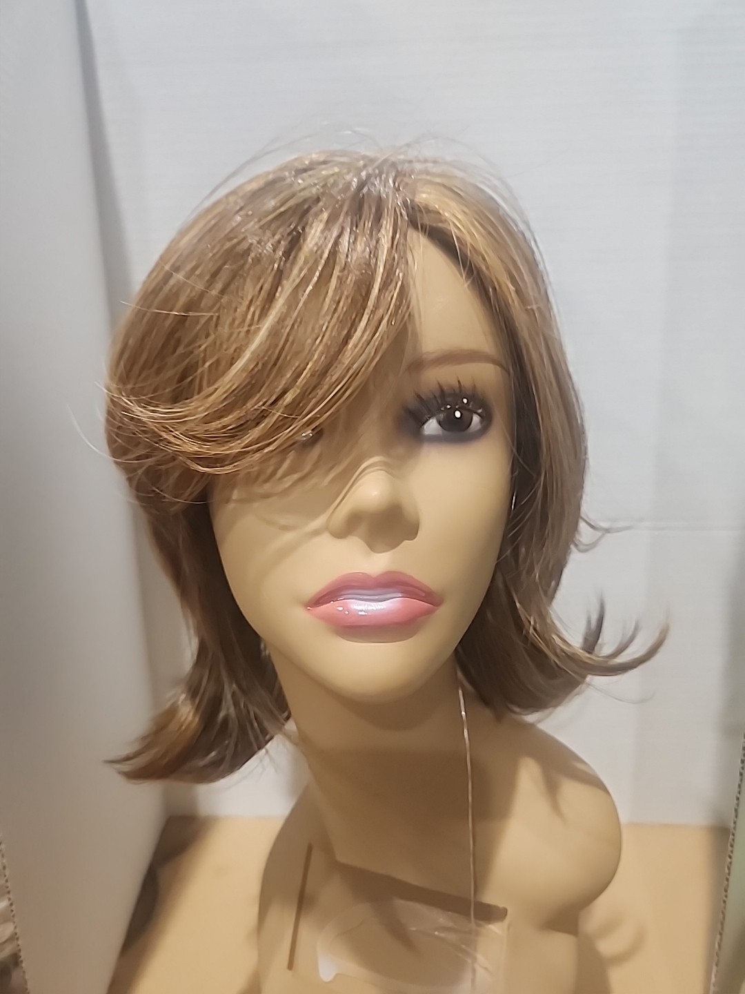 NEW Hairdo By Hair You Wear Allure Wig Glazed Hazelnut