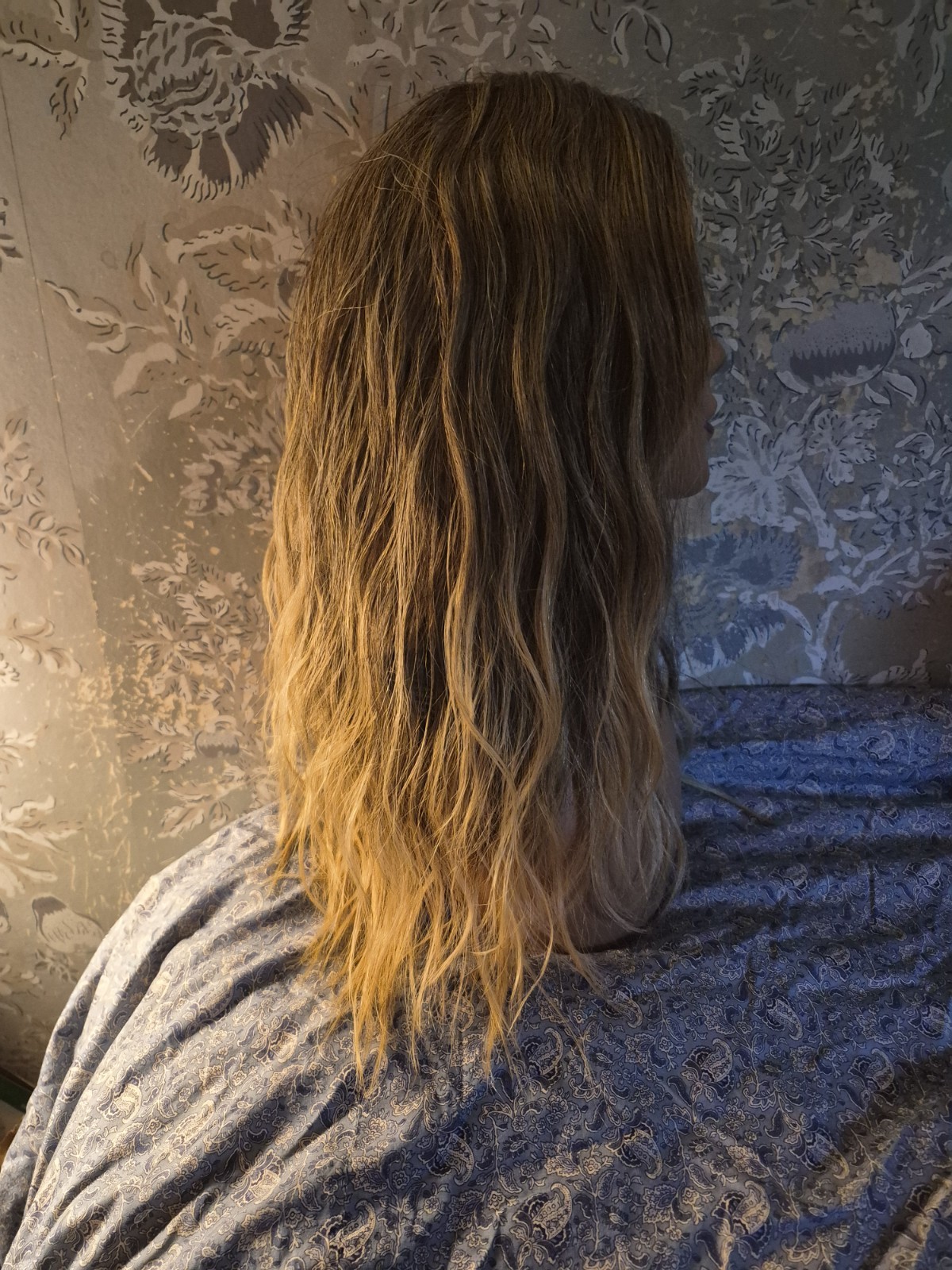 Forever Young Kell Lace Front Wavy Ombre Heat-Resistant Synthetic Wig 24BT18