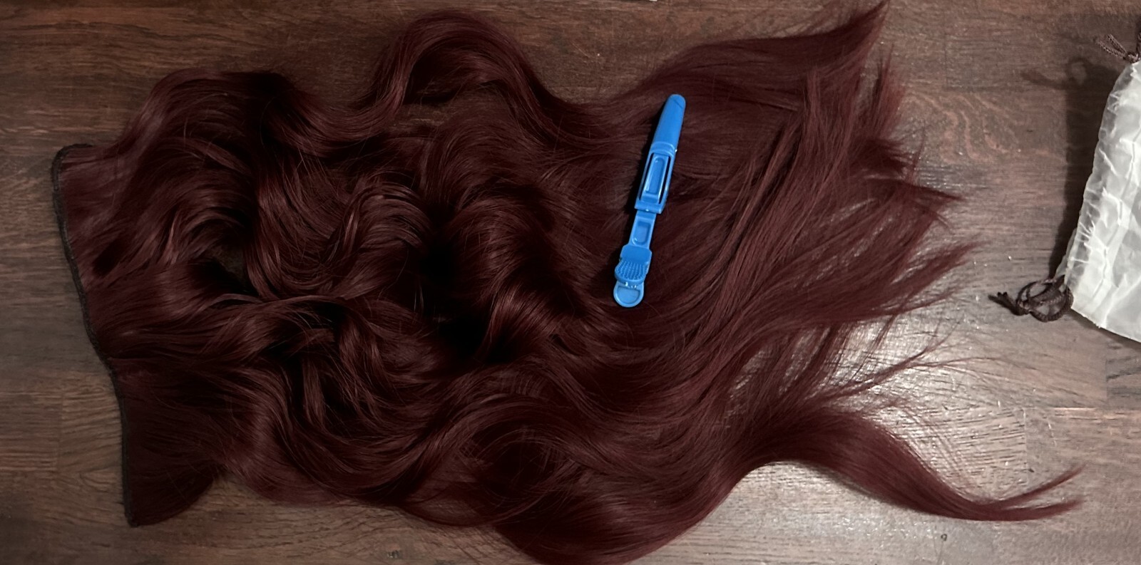 KooKaStyle Invisible Wire Hair Extensions 20″, Burgundy 4 Clips Long Wavy