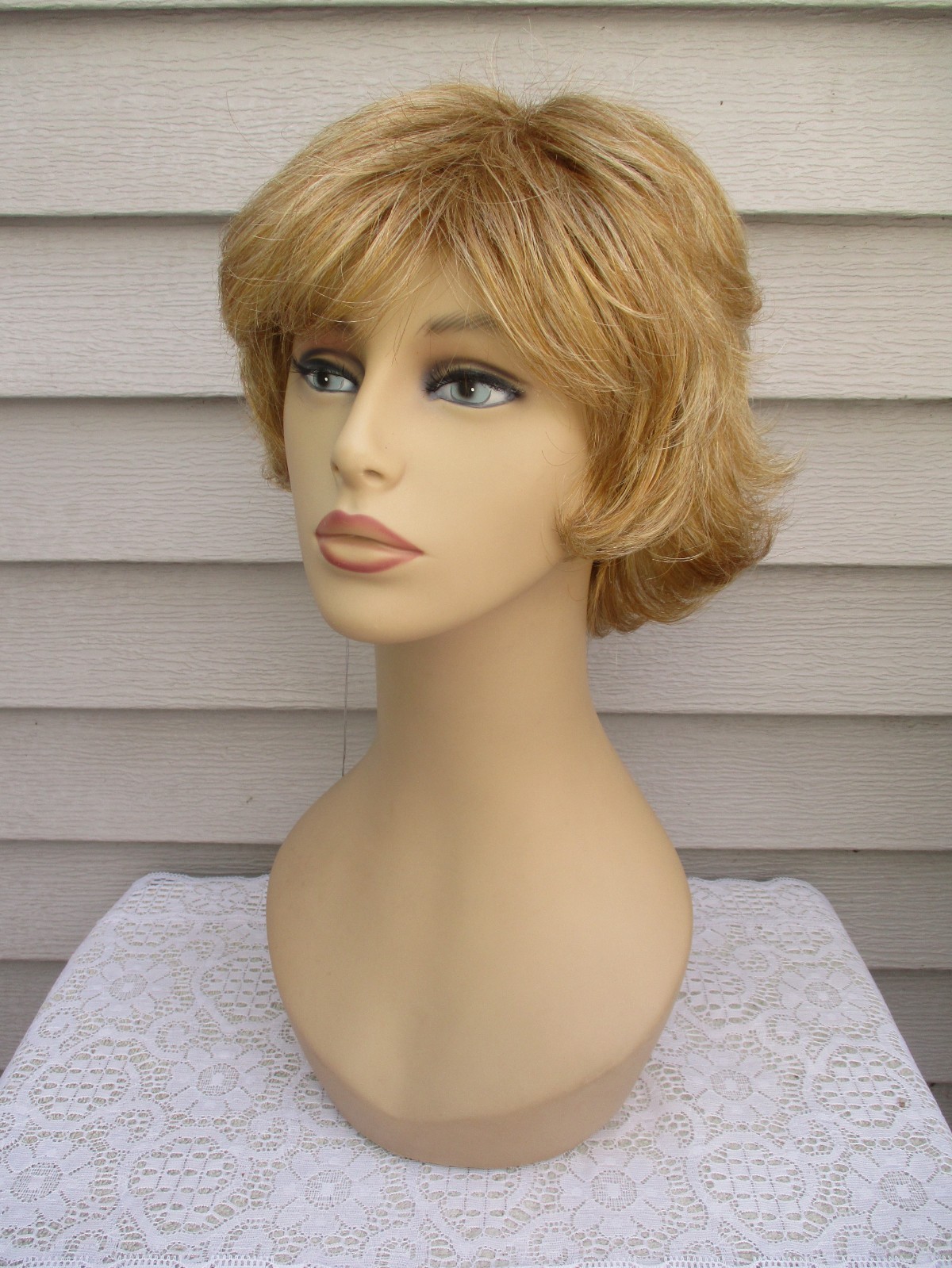 Tony Of Beverly ? MYSTERY WIG Color BUTTERSCOTCH Golden Blonde READ