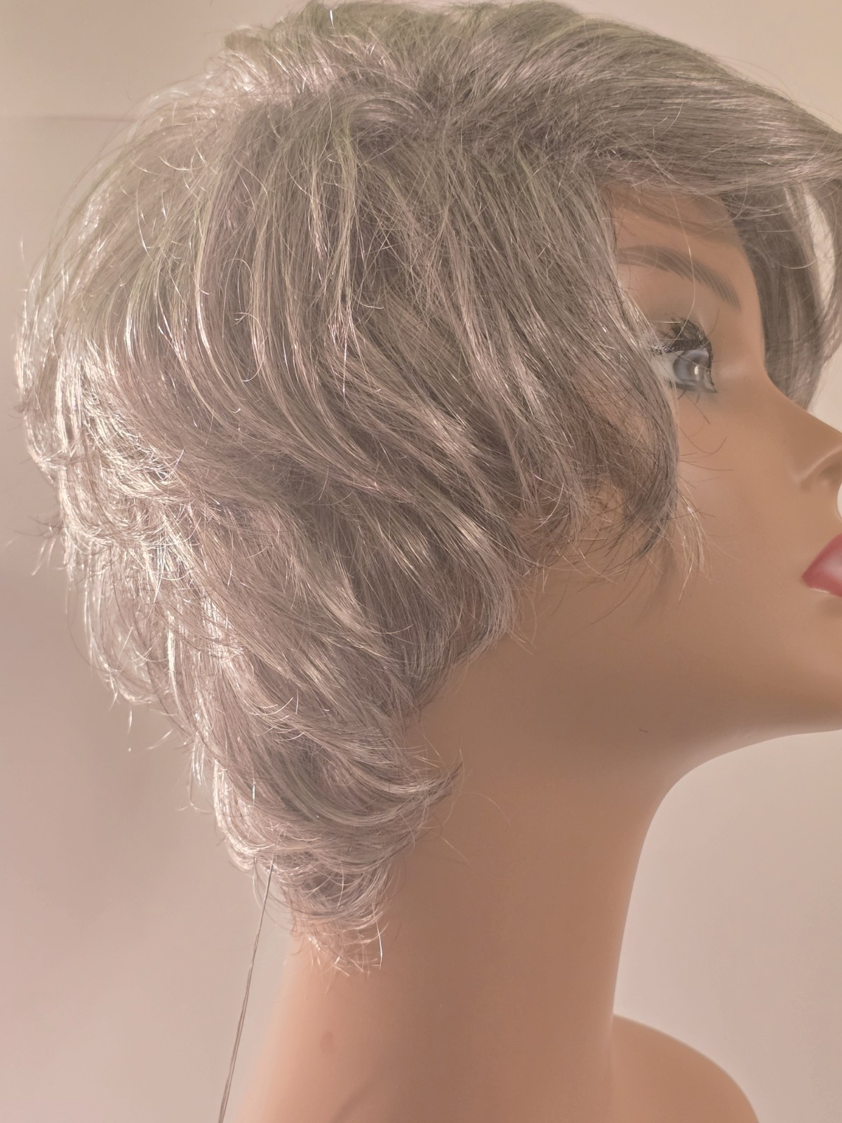 Motown Tress wig Style FRESH COLOR 44