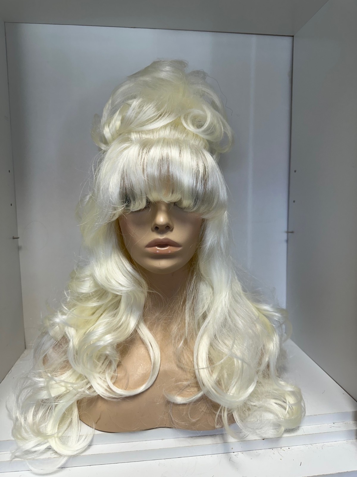 VEGAS GIRL WIGS platinum blonde runway wig hot item done ready to go