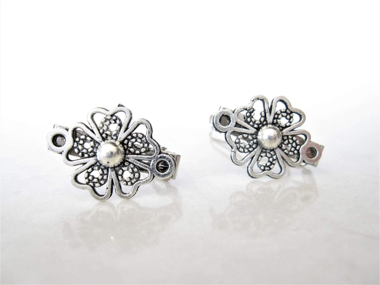 Set of 2 extra tiny small silver clover flower 1 Count (Pack 1), Silver