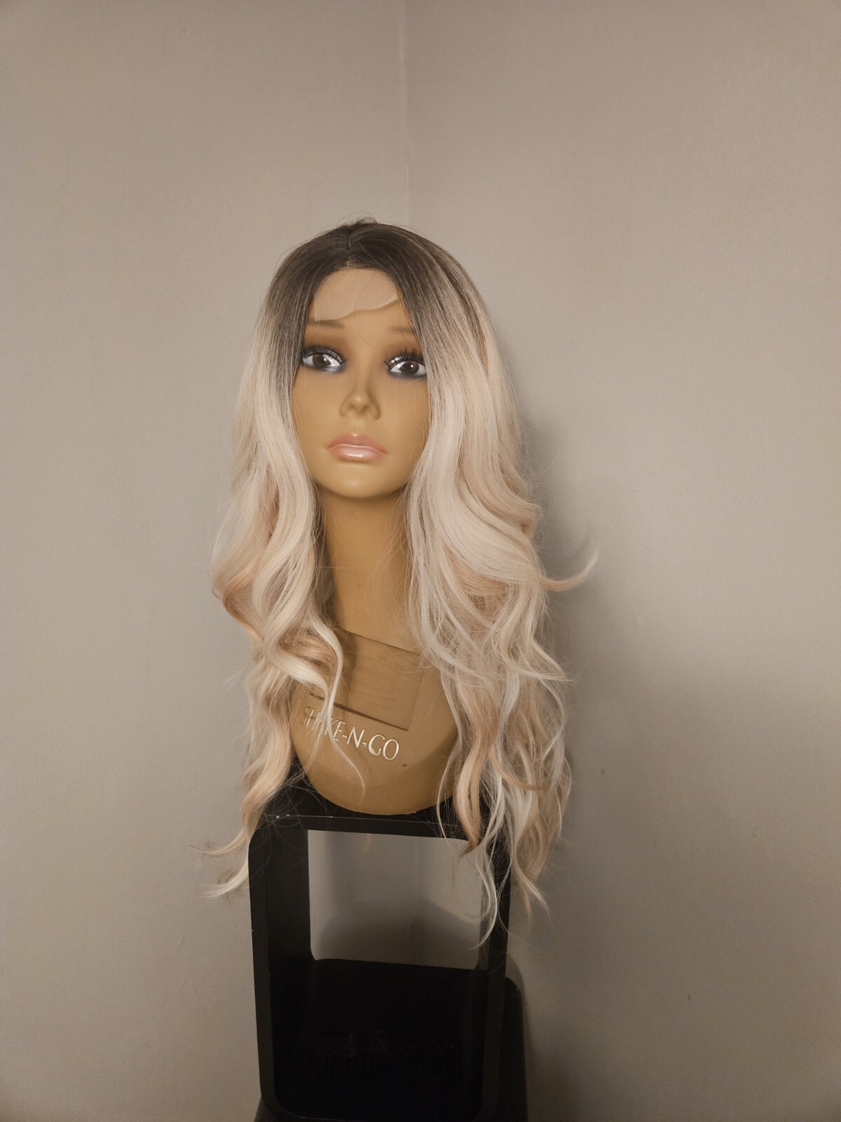 LACE FRONT MIXED LIGHT BLONDE LONG WAVY ROOTED WIG