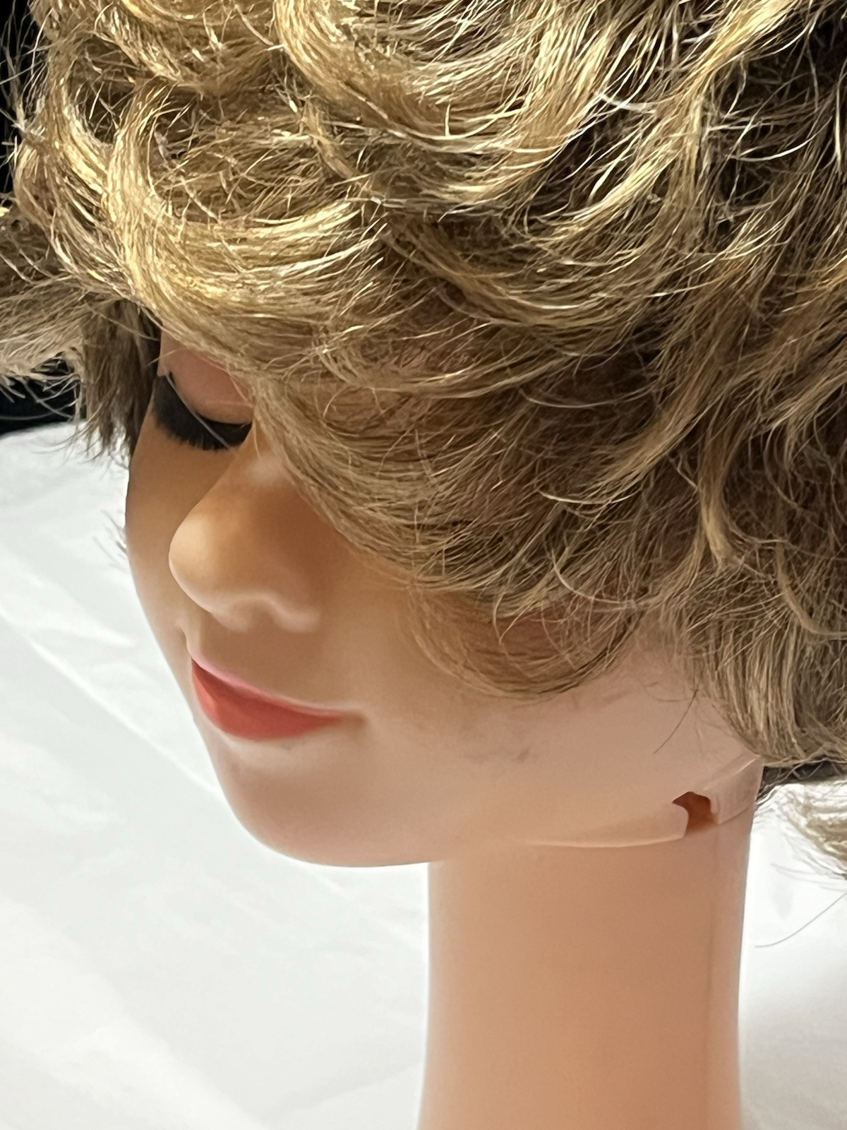 TWC Fashion Club Wig Affliction Color 14/16H Blonde