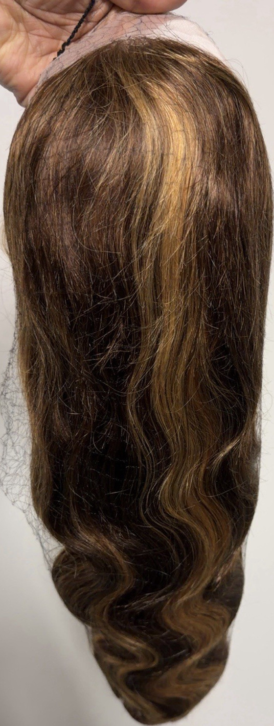 360 Lace Front human Free-Part Wavy Long Brown/Light Brown Highlights 4/27