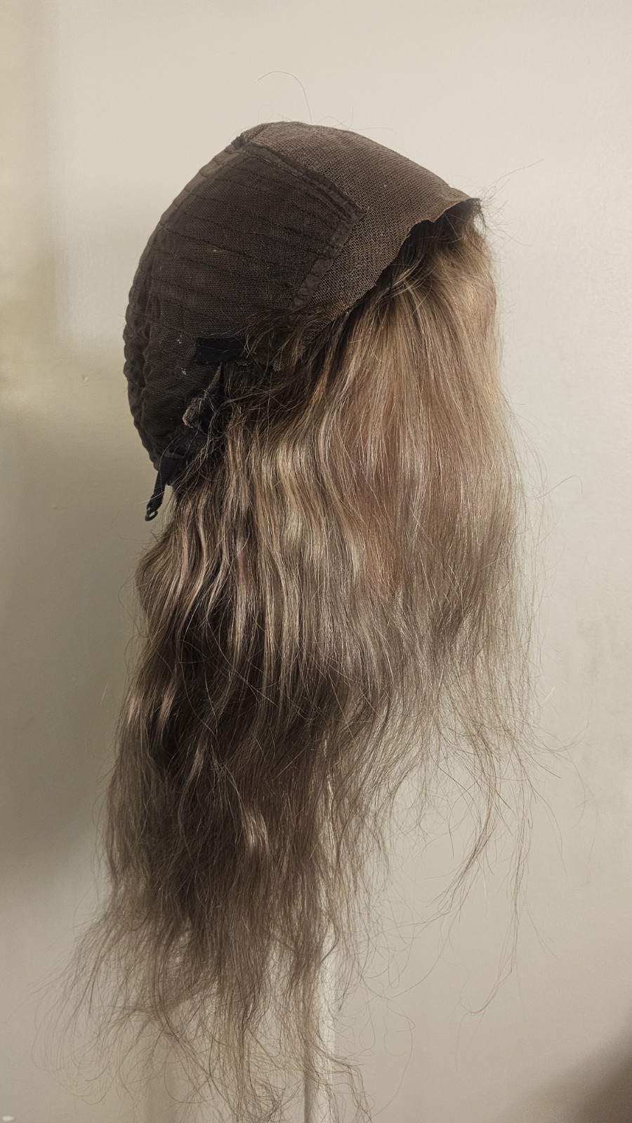 High Quality regular Top 22 to 24″ grey curly 100% Virgin Human Hair Lace Wig