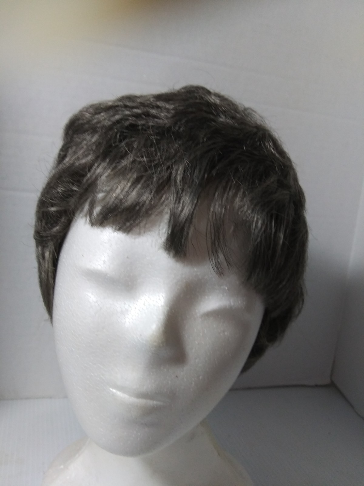 Short Curly Salt & Pepper Gray Wig Textured Acrylic Shag Pixie Wavy Vtg
