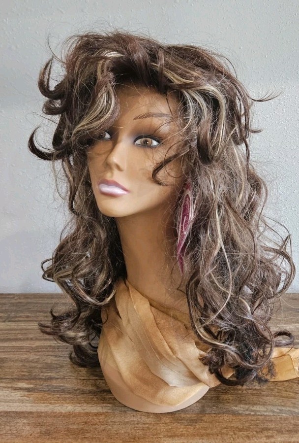 Long Layered Wig Synthetic Brown Bold Blonde Highlights Shag Siudus Heat Resist