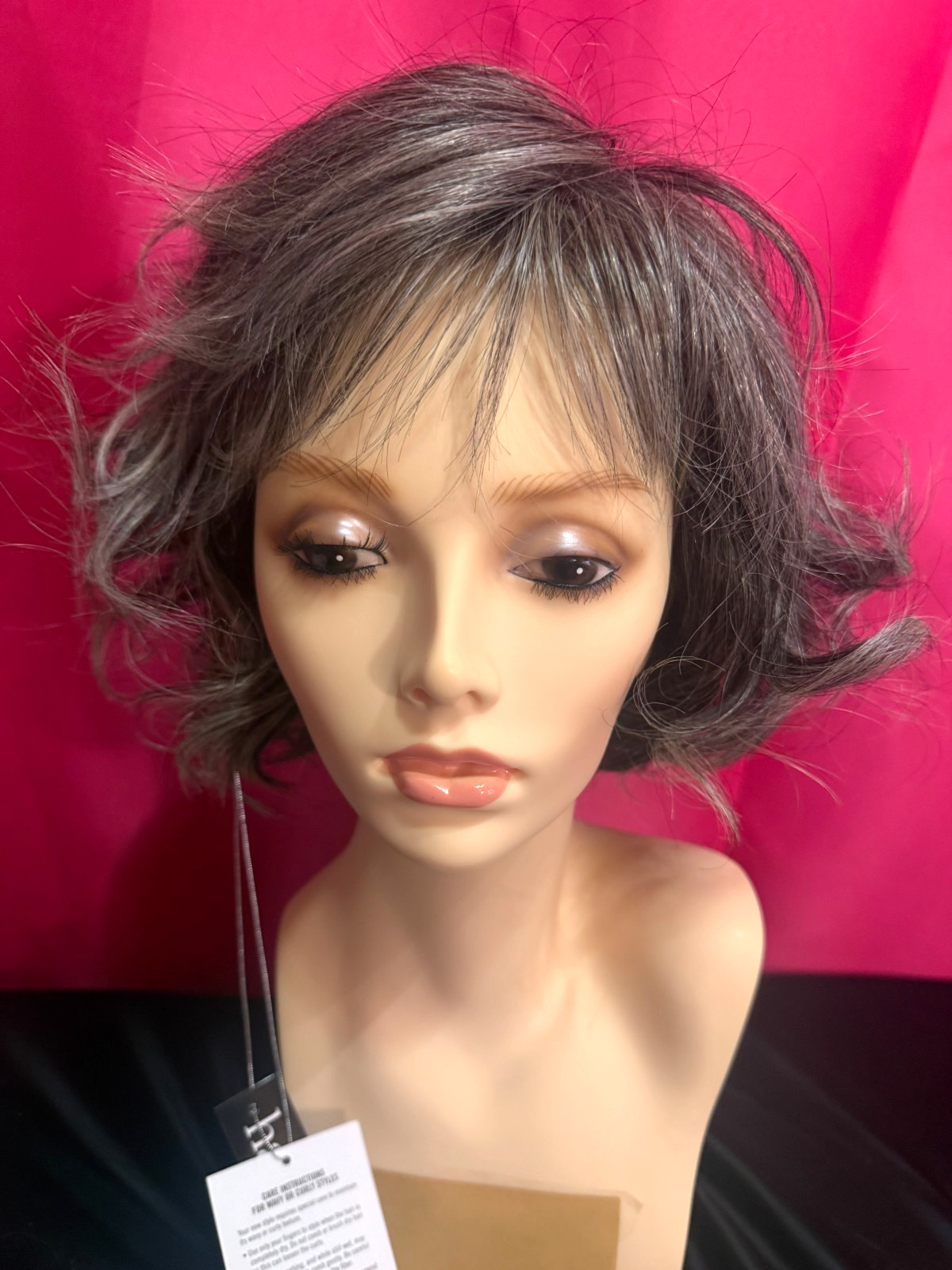 Hairdo Wig “Sweetly Waved” Sugar and Charcoal