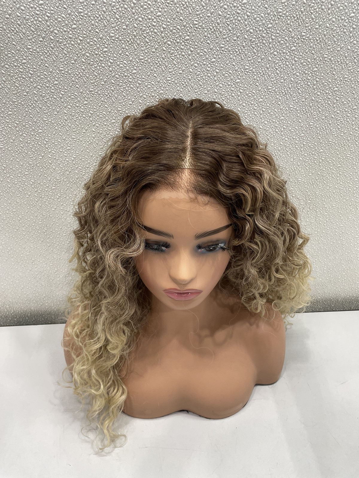 Gorgius Brown & Blonde Highlight Curly Synthetic Fiber Glueless Wig, 20″