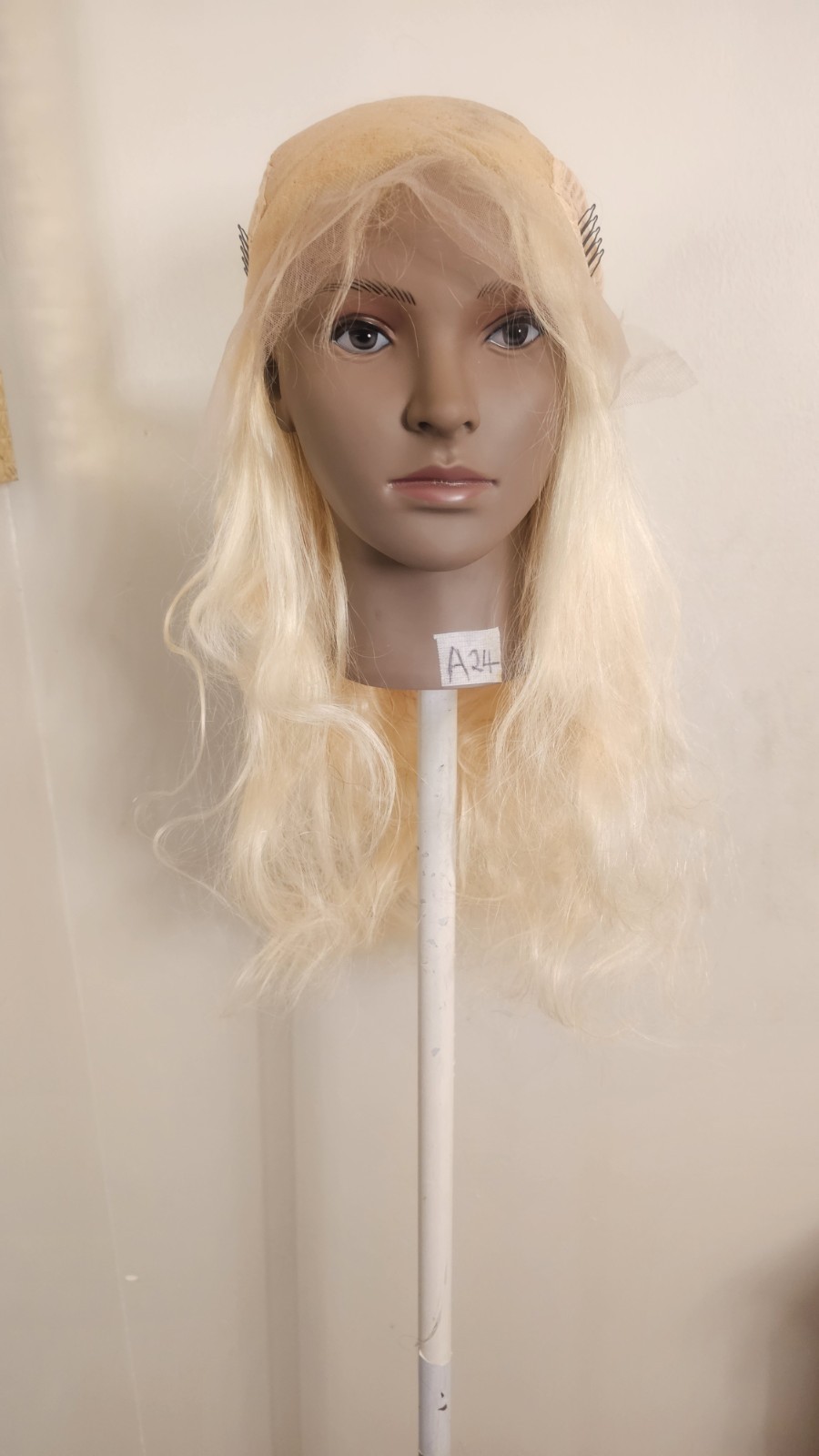 High Quality regular Top 28 ” blonde straight 100% Virgin Human Hair Lace Wig