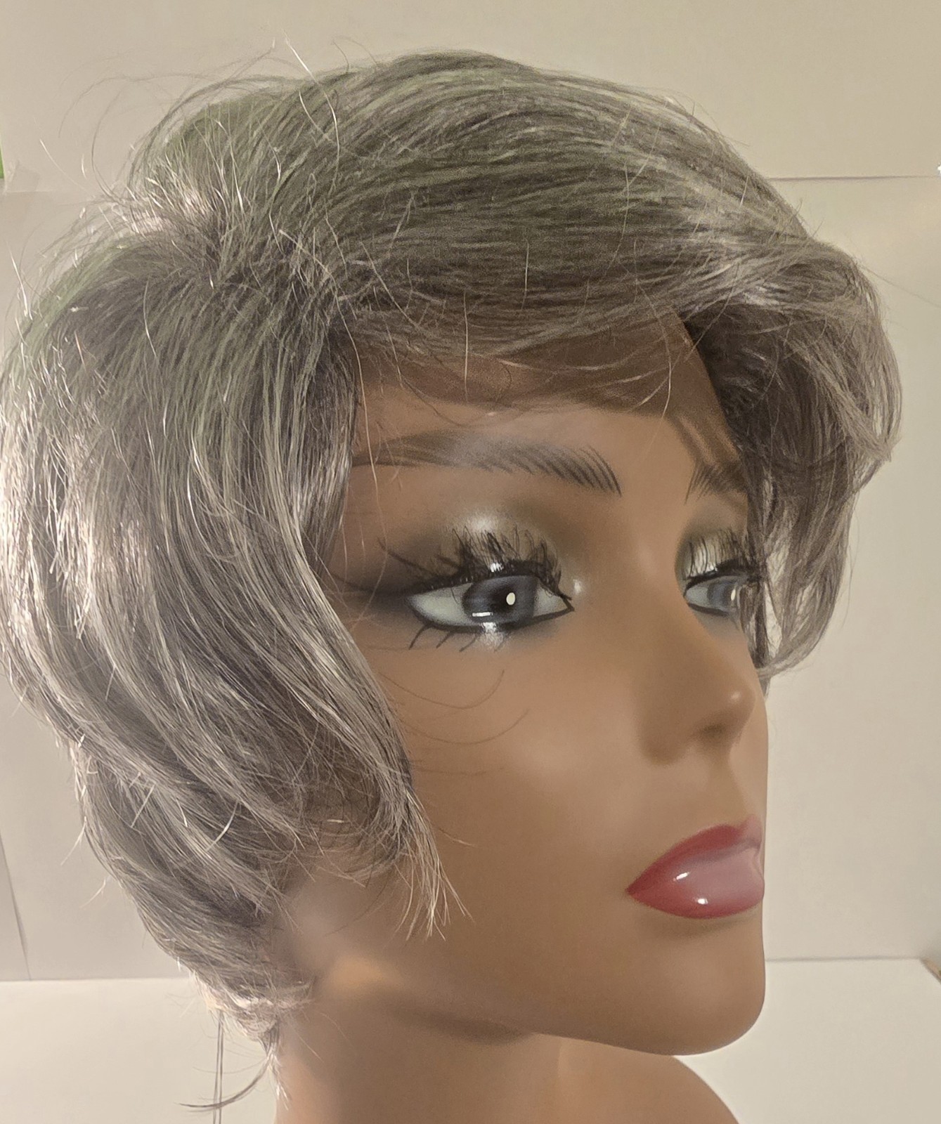Motown Tress wig Style FRESH COLOR 44