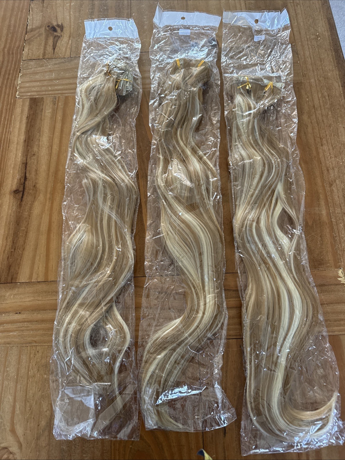 synthetic hair bundles Set Of 3 Shades Of Blonde 500