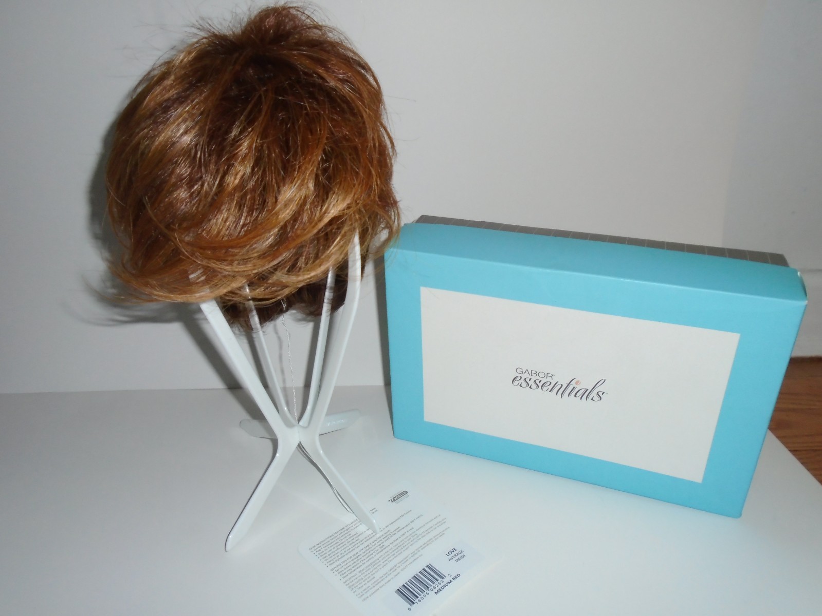 Gabor Essentials Love Short Wig Medium Red #18E609 New In Box