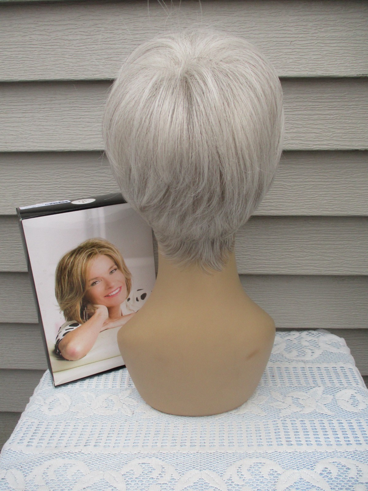 Toni Brattin Wig TIMELESS Color LIGHT GRAY Size REGULAR (Average) Heat Friendly