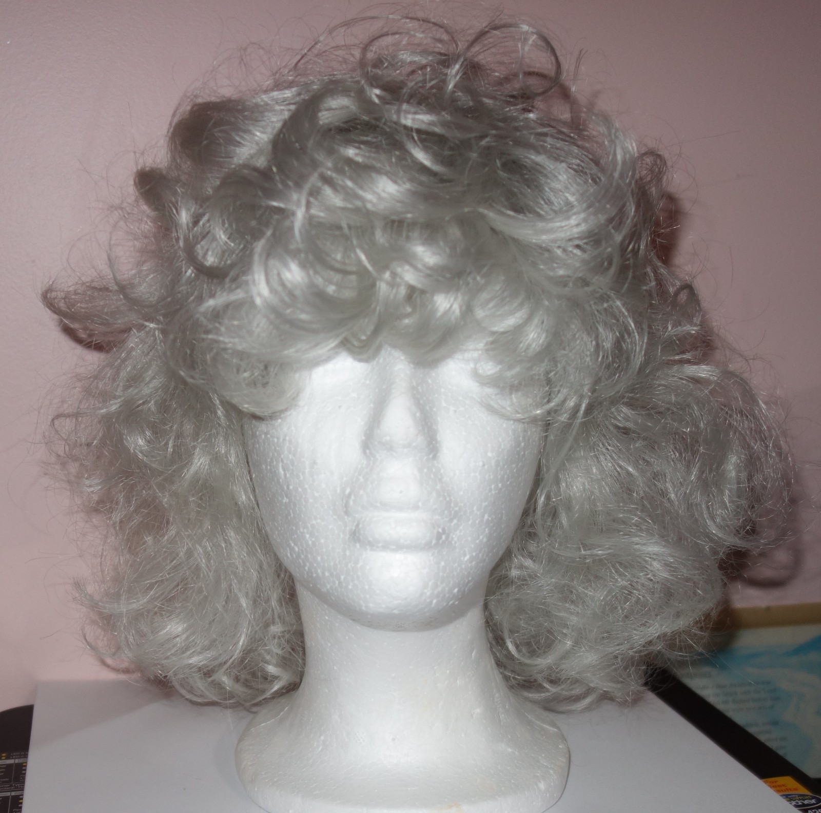 Paula Young Whisperlite Capless Caitlyn Curly Wig – Color #60 White – #8