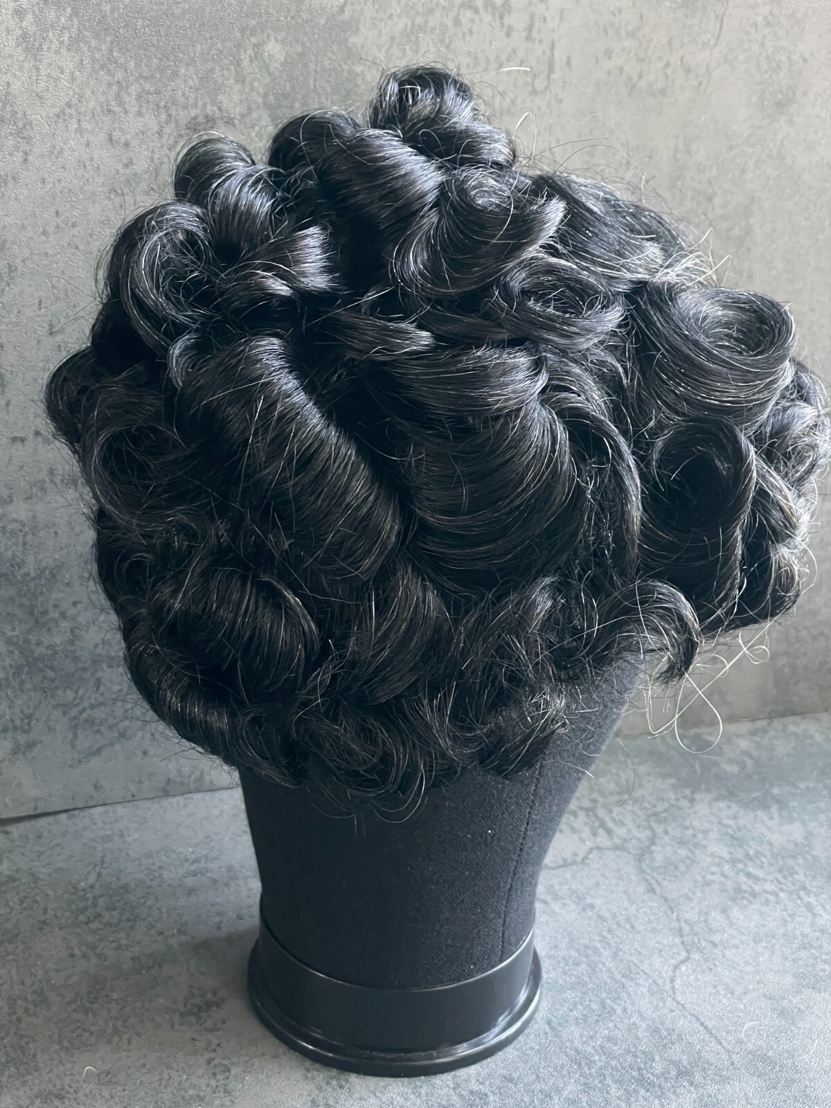 NWT Japan Toyokalon Black & White Curl 100% Non-Flammable Asykthetic Hair Fiber