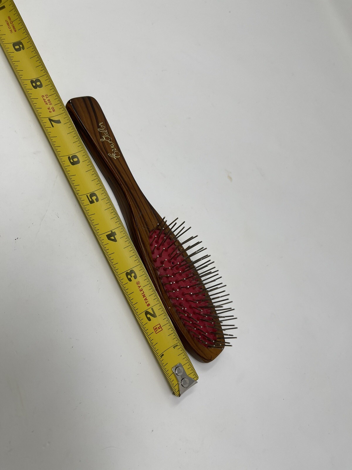Eva Gabor Hair Brush Cushioned Wig Styler
