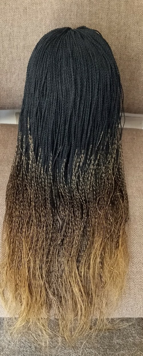 micro million braided Senegalese Twist lace 24″ Closure.Ombre 1b/27