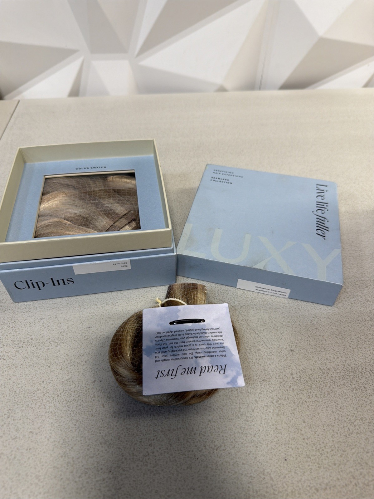 LUXY HAIR EXTENSIONS DIMENSIONAL BEIGE BLONDE SEAMLESS CLIP INS 24in 240g